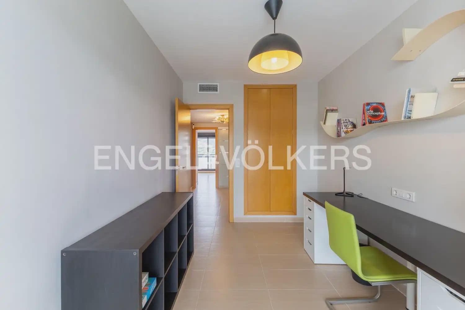 4 bedroom Flat for rent in Sagunto / Sagunt with pool garage - € 1,900 (Ref: 9932551)
