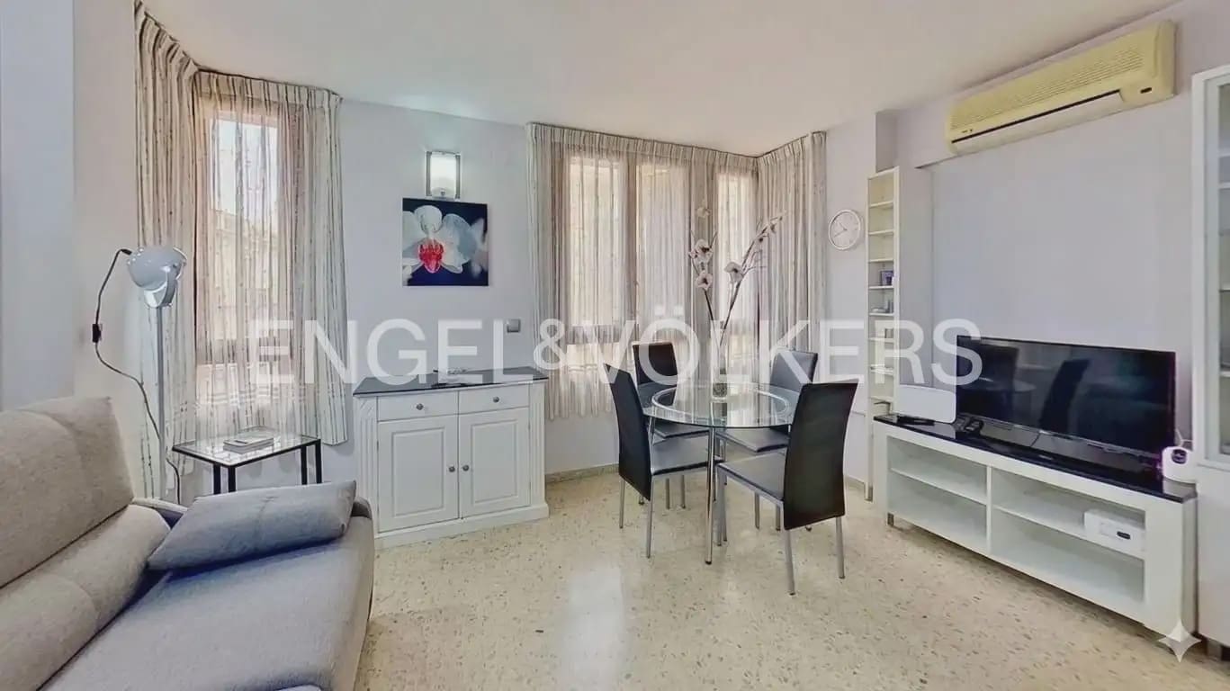 1 quarto Apartamento para arrendar em Valencia cidade - 1 450 € (Ref: 9932552)