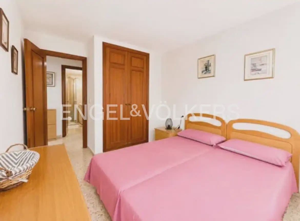 1 quarto Apartamento para arrendar em Valencia cidade - 1 300 € (Ref: 9932552)