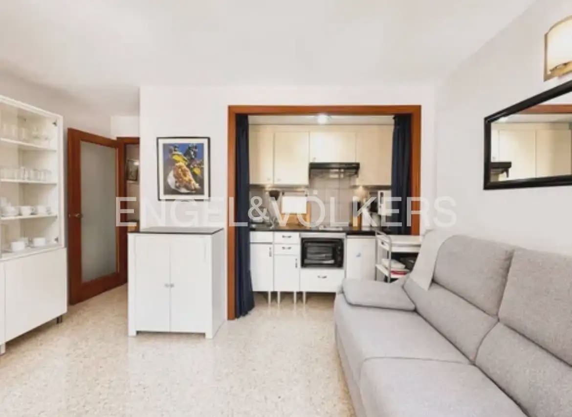1 quarto Apartamento para arrendar em Valencia cidade - 1 300 € (Ref: 9932552)