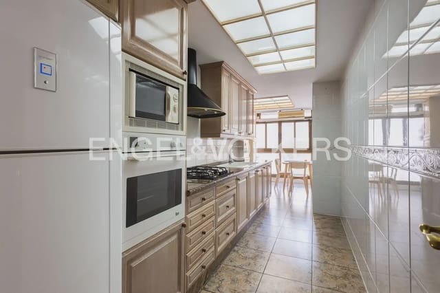 4 chambre Appartement à vendre à El Carme, Valence ville avec garage - 530 000 € (Ref: 9934862)