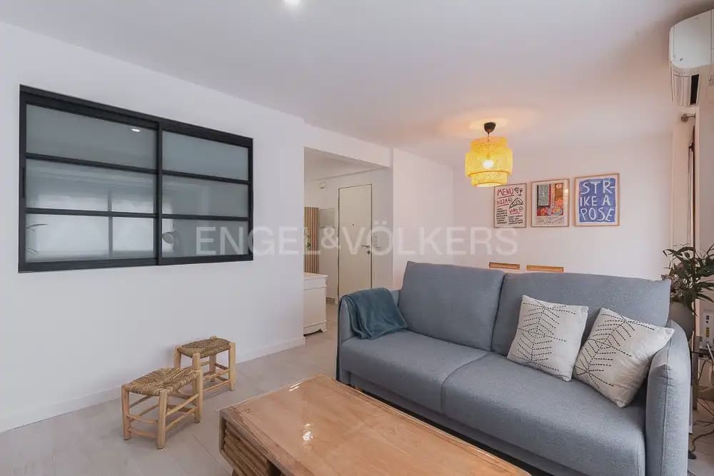 2 bedroom Flat for rent in Valencia city - € 1,600 (Ref: 9935089)