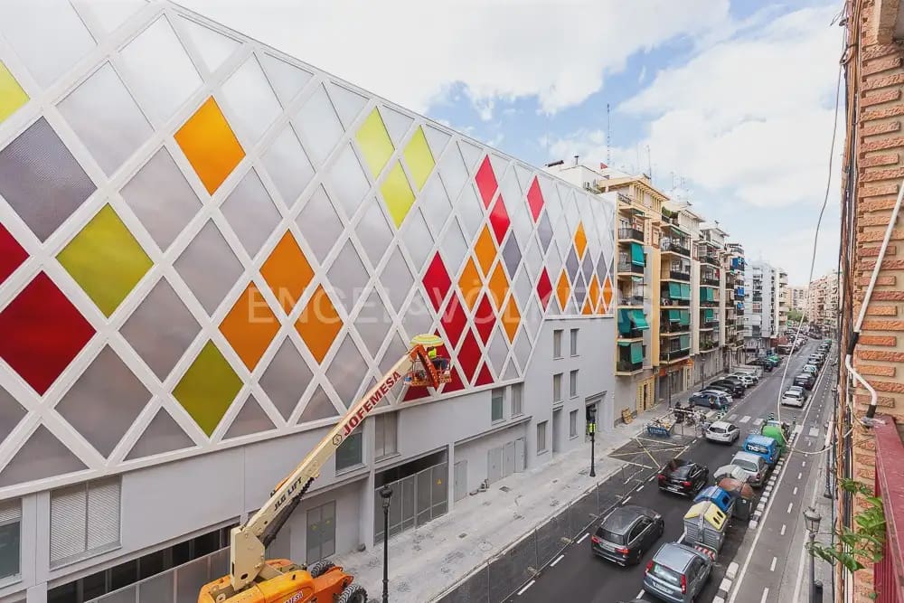 2 bedroom Flat for rent in Valencia city - € 1,600 (Ref: 9935089)