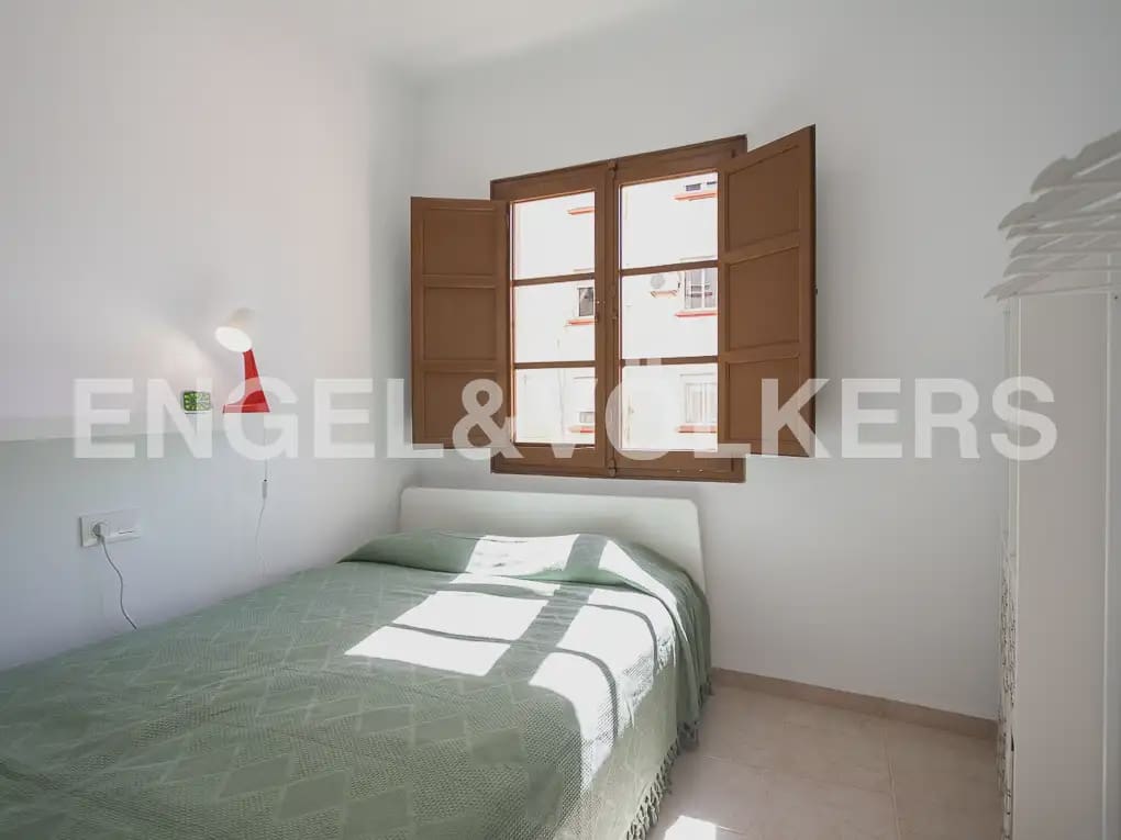 2 bedroom Flat for rent in Valencia city - € 950 (Ref: 9935169)