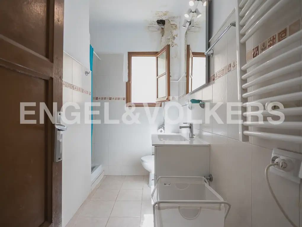 2 bedroom Flat for rent in Valencia city - € 950 (Ref: 9935169)