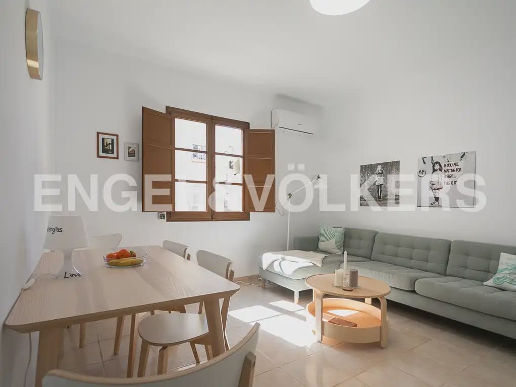 2 bedroom Flat for rent in Valencia city - € 950 (Ref: 9935169)