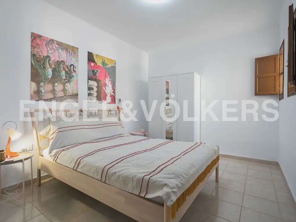 2 bedroom Flat for rent in Valencia city - € 950 (Ref: 9935169)