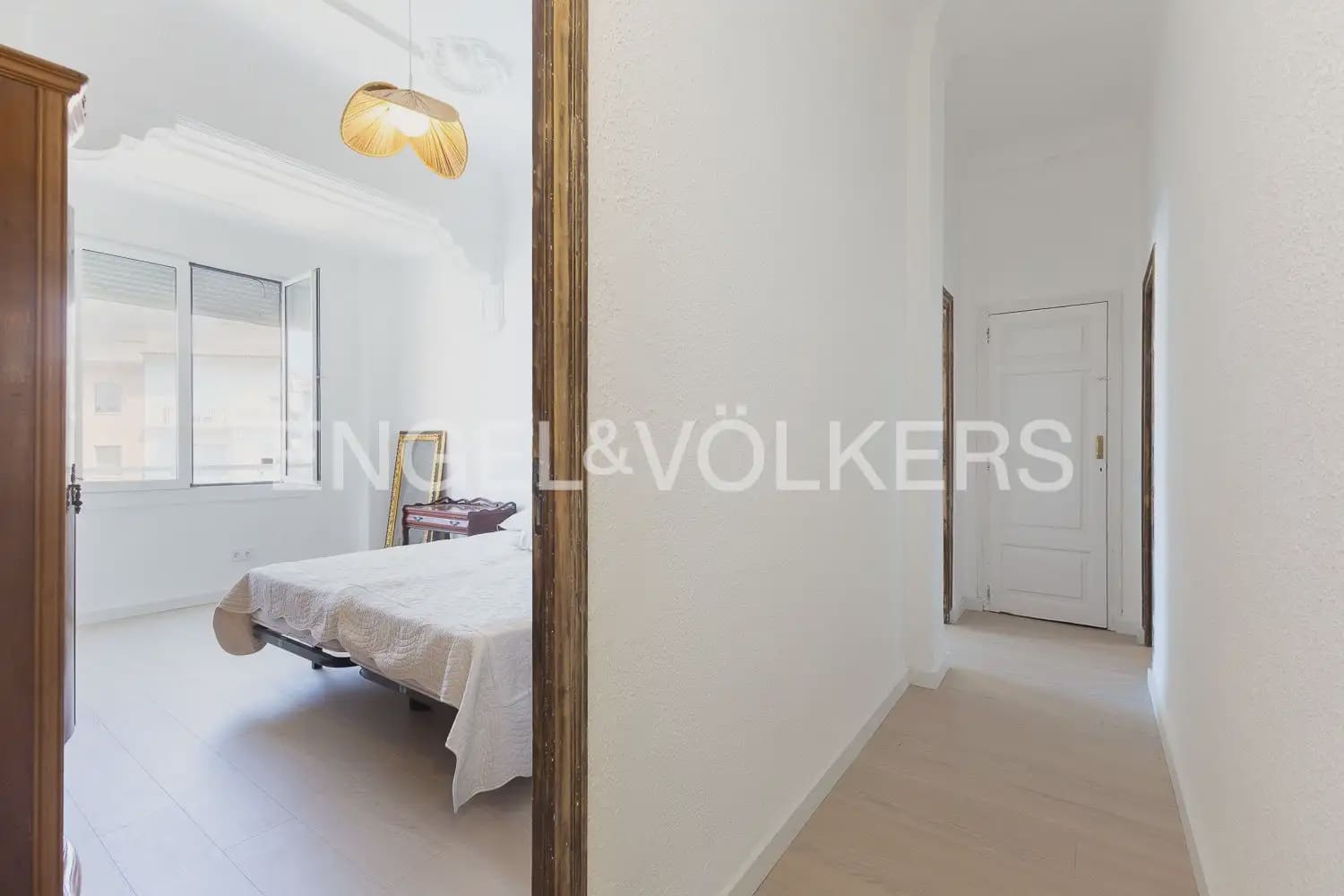 4 bedroom Flat for rent in Valencia city - € 1,650 (Ref: 9935321)
