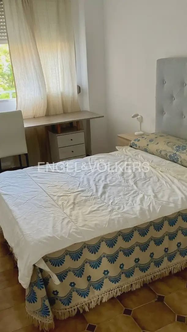 4 bedroom Flat for rent in Valencia city - € 1,800 (Ref: 9936741)