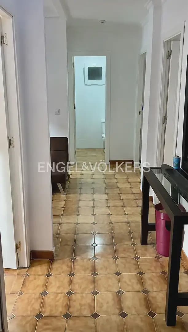 4 bedroom Flat for rent in Valencia city - € 1,800 (Ref: 9936741)