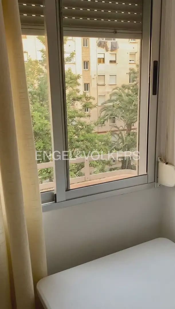 4 bedroom Flat for rent in Valencia city - € 1,800 (Ref: 9936741)
