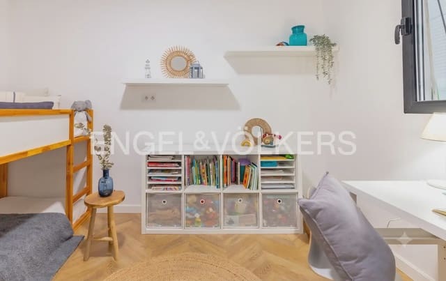 Piso de 4 habitaciones en La Petxina, València ciudad en alquiler - 2.400 € (Ref: 9936742)