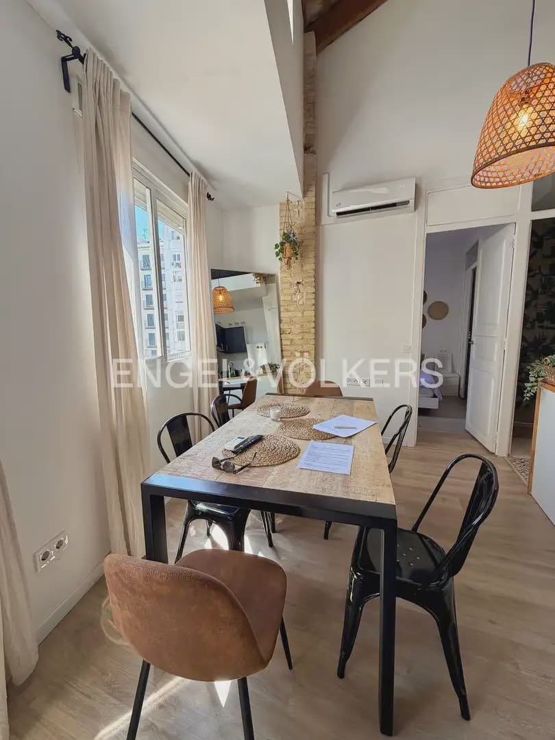 1 quarto Apartamento para arrendar em Valencia cidade - 1 250 € (Ref: 9936743)