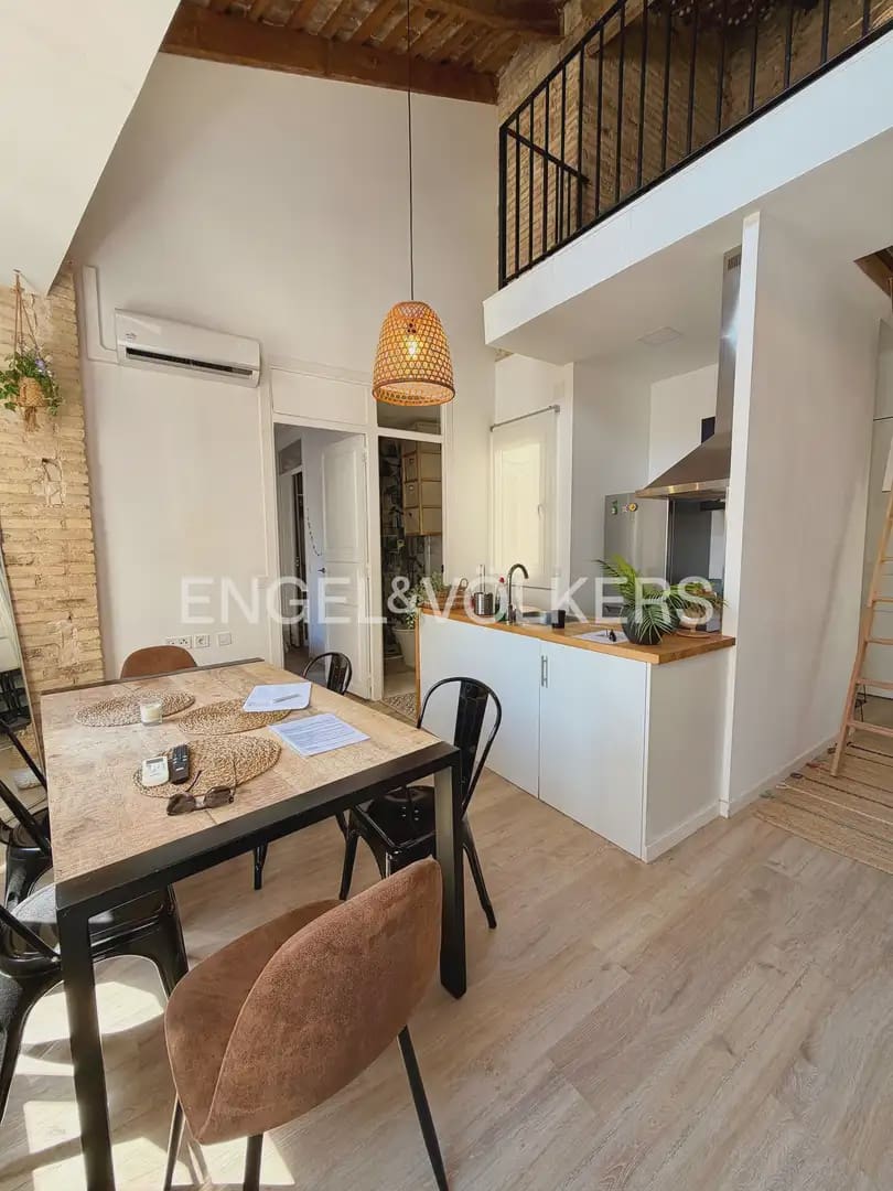 1 quarto Apartamento para arrendar em Valencia cidade - 1 250 € (Ref: 9936743)
