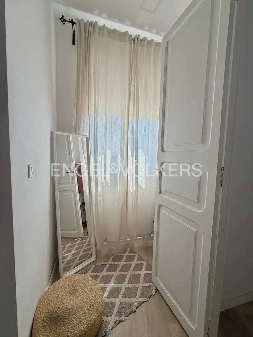 1 quarto Apartamento para arrendar em Valencia cidade - 1 250 € (Ref: 9936743)