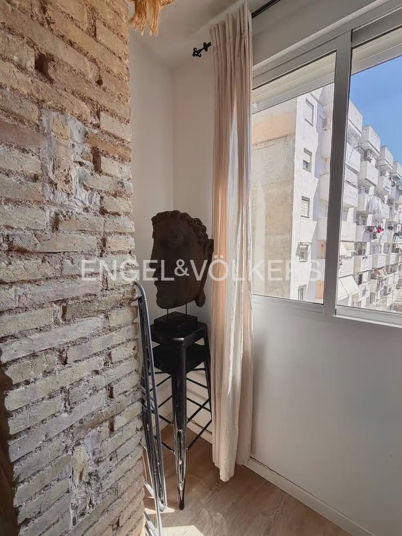 1 quarto Apartamento para arrendar em Valencia cidade - 1 250 € (Ref: 9936743)