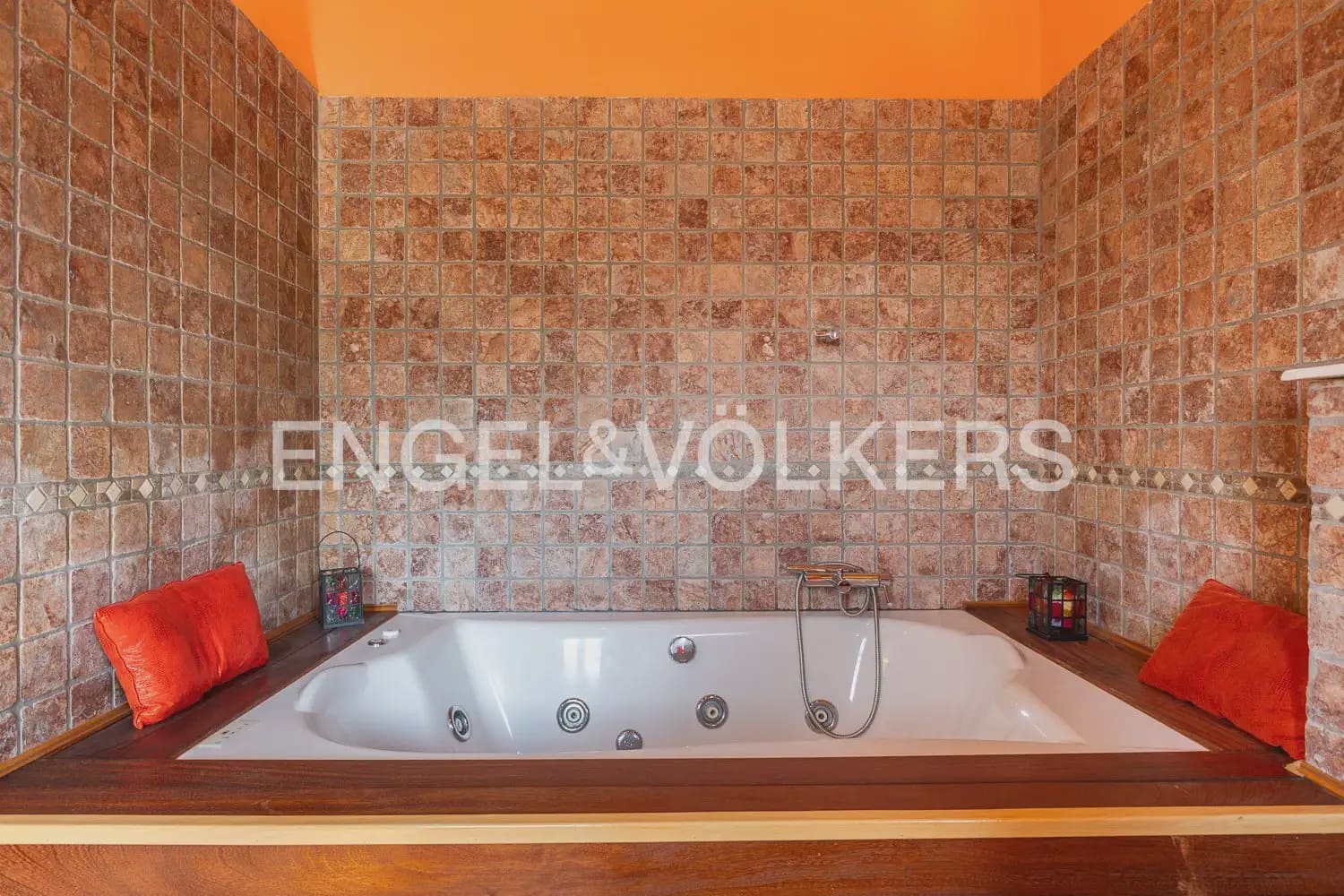 3 chambre Villa/Maison à vendre à Els Poblets avec piscine garage - 1 050 000 € (Ref: 9936746)