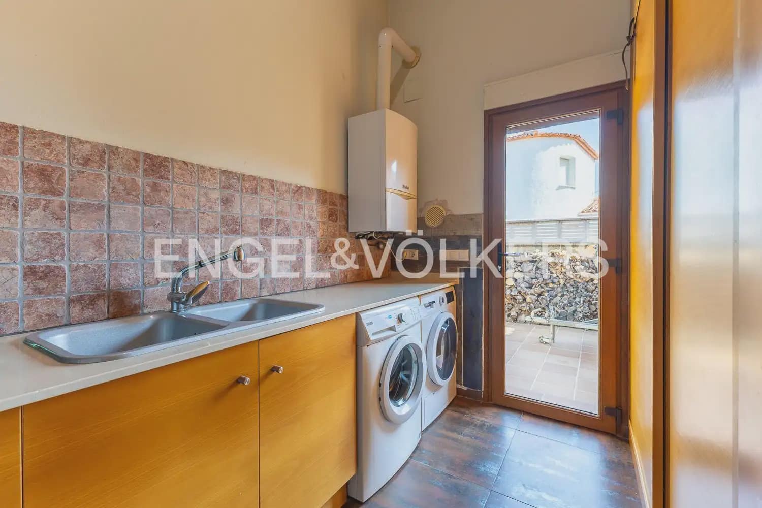 3 chambre Villa/Maison à vendre à Els Poblets avec piscine garage - 1 050 000 € (Ref: 9936746)