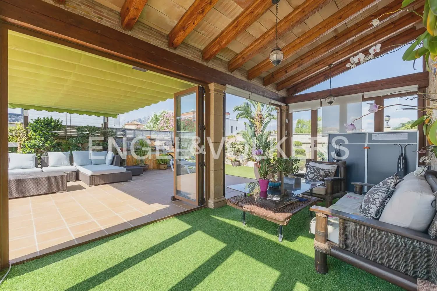 3 chambre Villa/Maison à vendre à Els Poblets avec piscine garage - 1 050 000 € (Ref: 9936746)