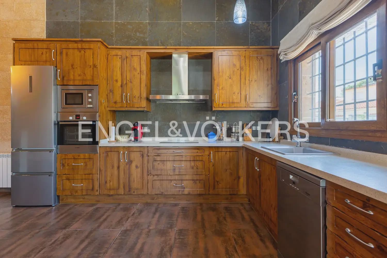 3 chambre Villa/Maison à vendre à Els Poblets avec piscine garage - 1 050 000 € (Ref: 9936746)