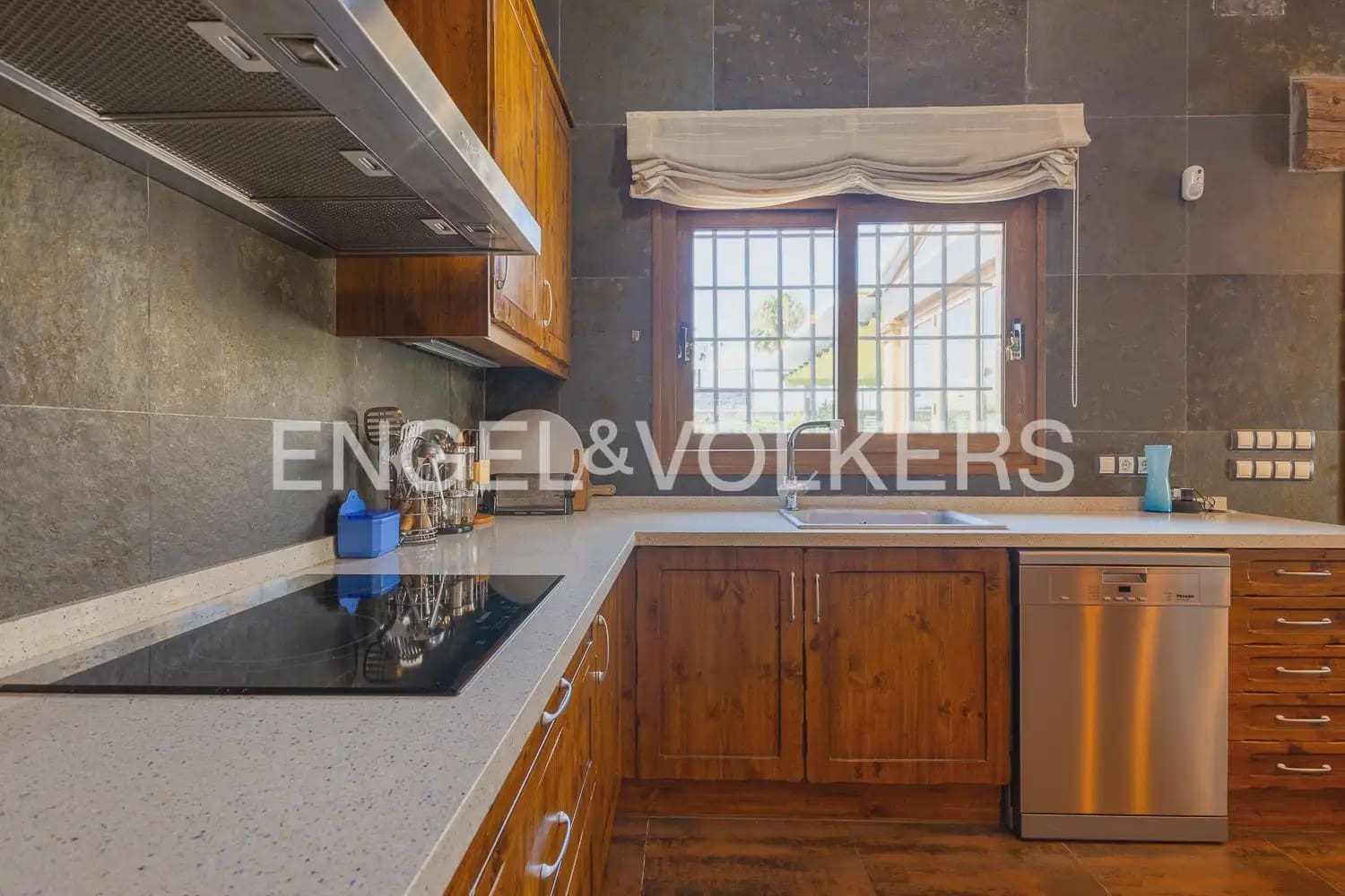 3 chambre Villa/Maison à vendre à Els Poblets avec piscine garage - 1 050 000 € (Ref: 9936746)
