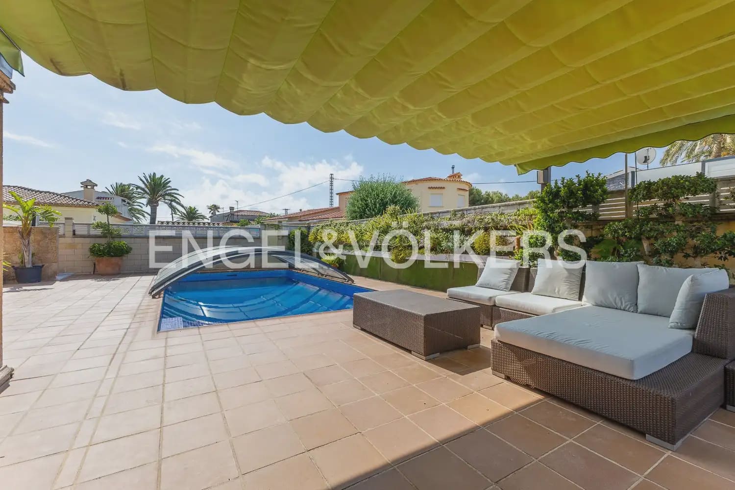 3 chambre Villa/Maison à vendre à Els Poblets avec piscine garage - 1 050 000 € (Ref: 9936746)