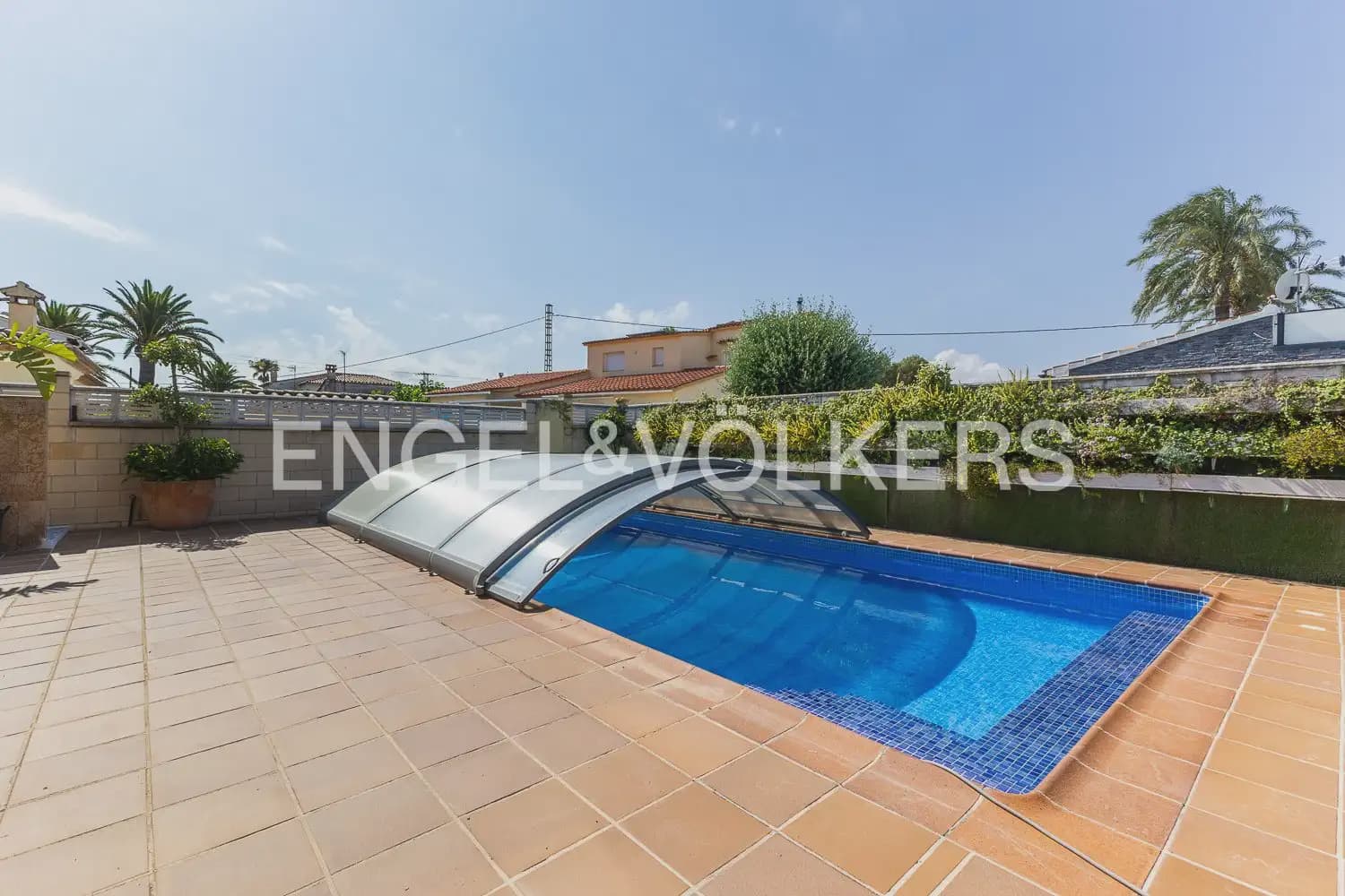 3 chambre Villa/Maison à vendre à Els Poblets avec piscine garage - 1 050 000 € (Ref: 9936746)