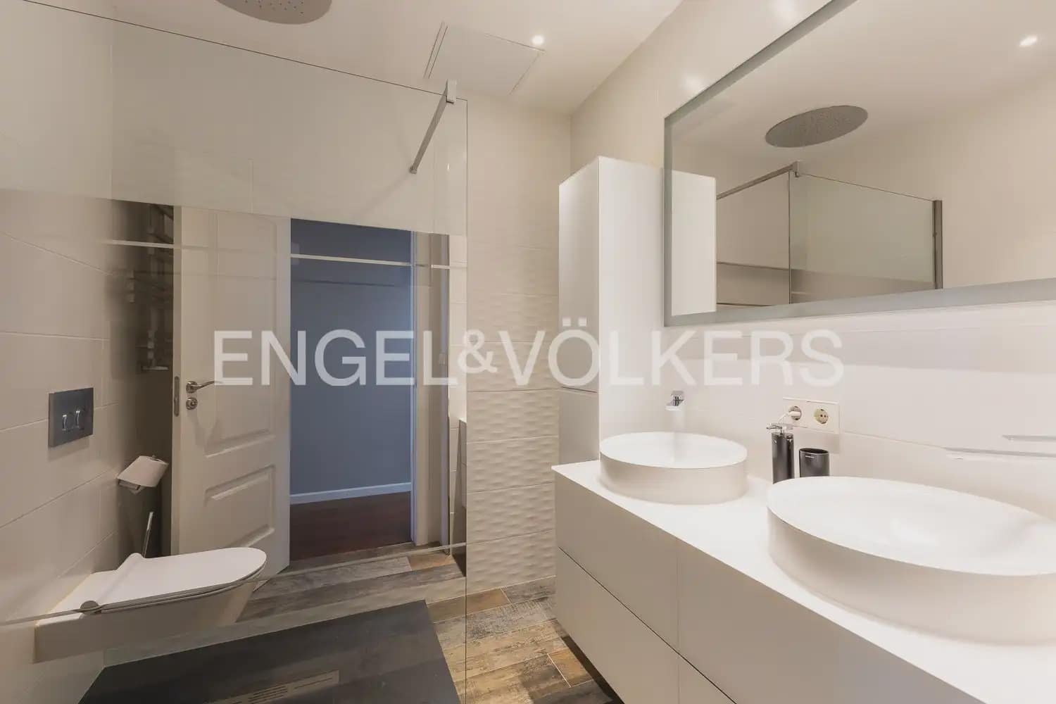 5 bedroom Terraced Villa for sale in Betera with garage - € 790,000 (Ref: 9936747)