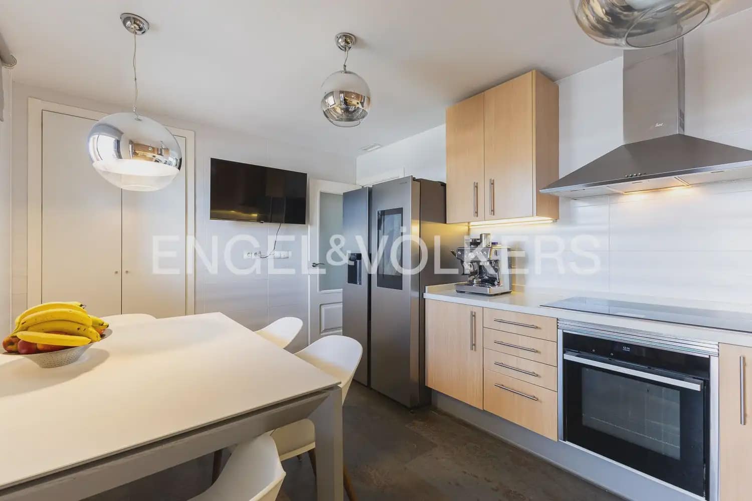 5 bedroom Terraced Villa for sale in Betera with garage - € 790,000 (Ref: 9936747)