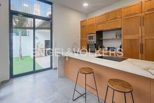 4 camera da letto Casa da affittare in Alfafar con garage - 2.200 € (Rif: 9936749)