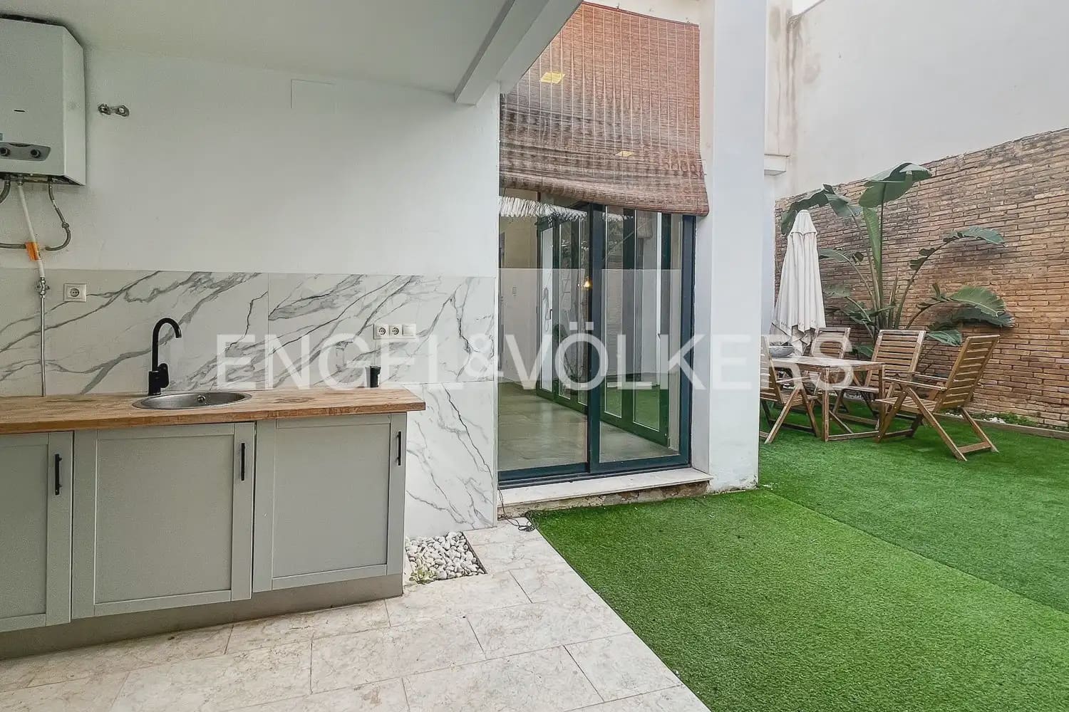 4 camera da letto Casa da affittare in Alfafar con garage - 2.200 € (Rif: 9936749)