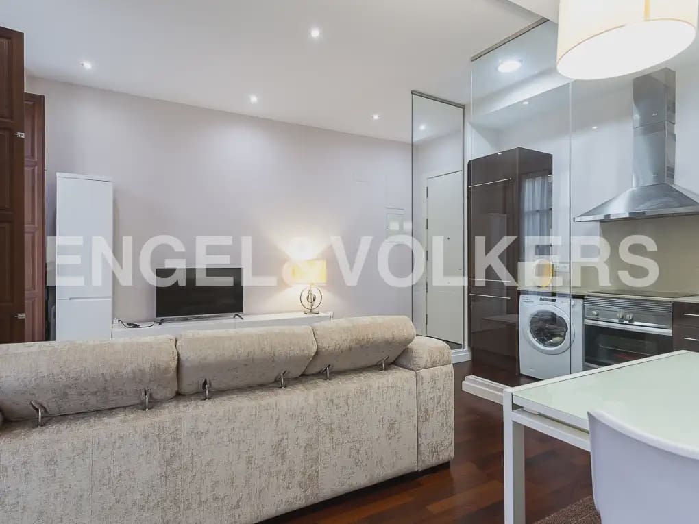 1 makuuhuone Asunto vuokrattavana paikassa Valencia kaupunki - 1 500 € (Ref: 9937053)