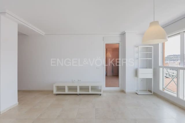 Piso de 3 habitaciones en Sagunto / Sagunt en alquiler con garaje - 1.200 € (Ref: 9937054)