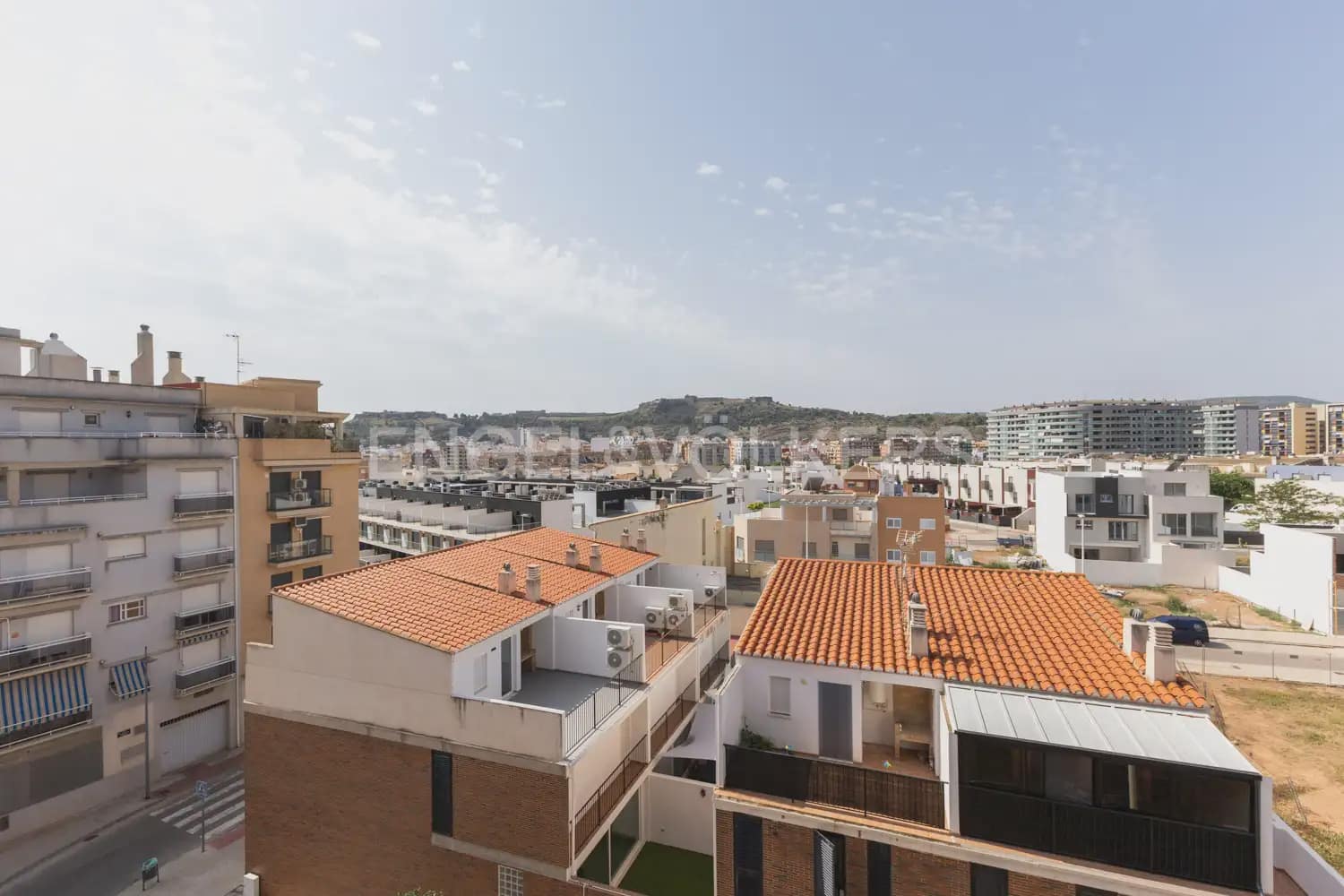 Piso de 3 habitaciones en Sagunto / Sagunt en alquiler con garaje - 1.200 € (Ref: 9937054)