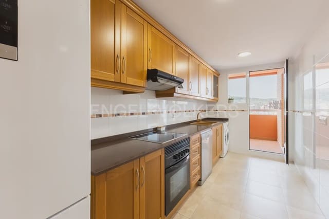 Piso de 3 habitaciones en Sagunto / Sagunt en alquiler con garaje - 1.200 € (Ref: 9937054)
