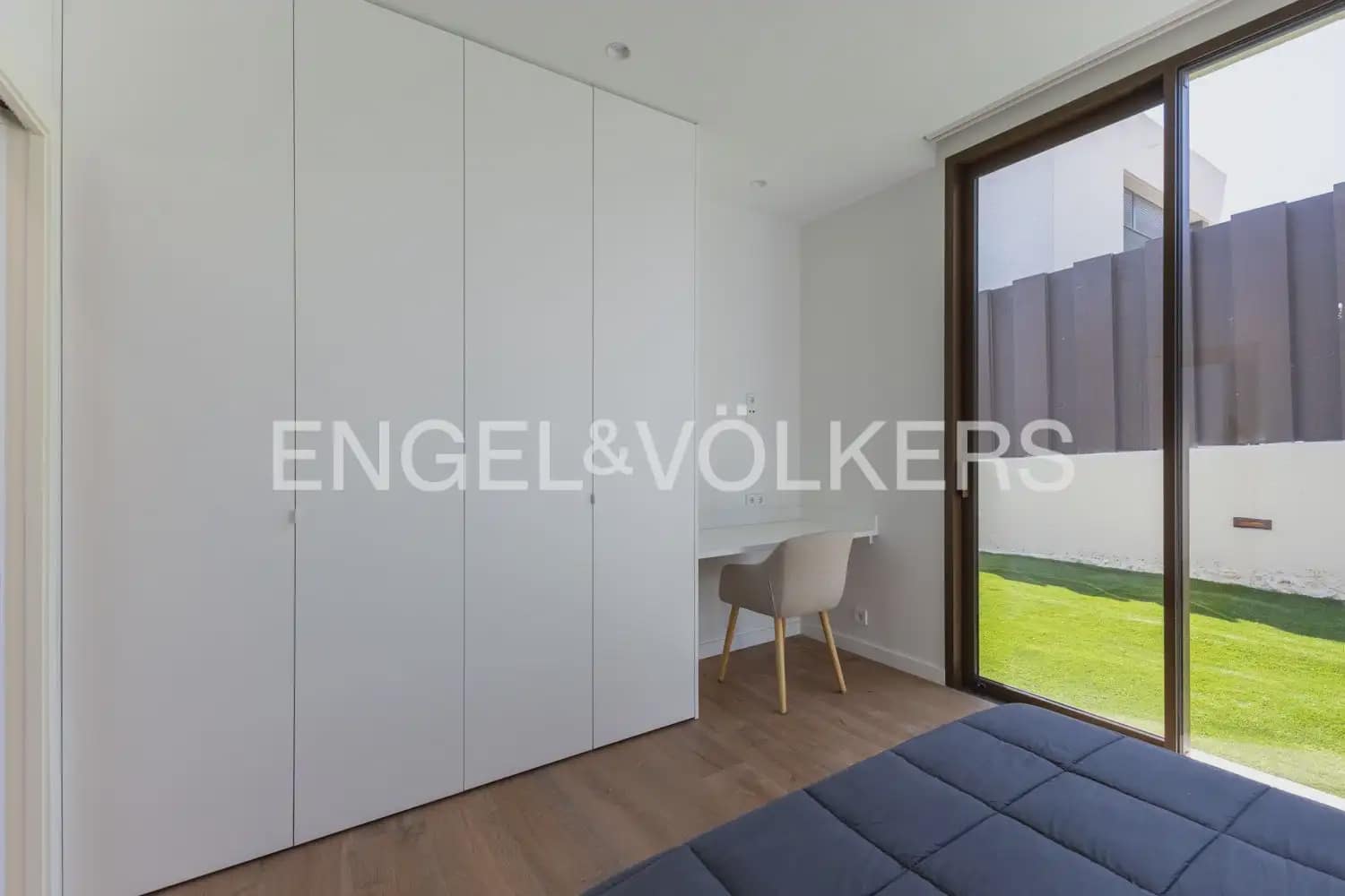 6 bedroom Villa for sale in Godella with pool garage - € 1,750,000 (Ref: 9937056)