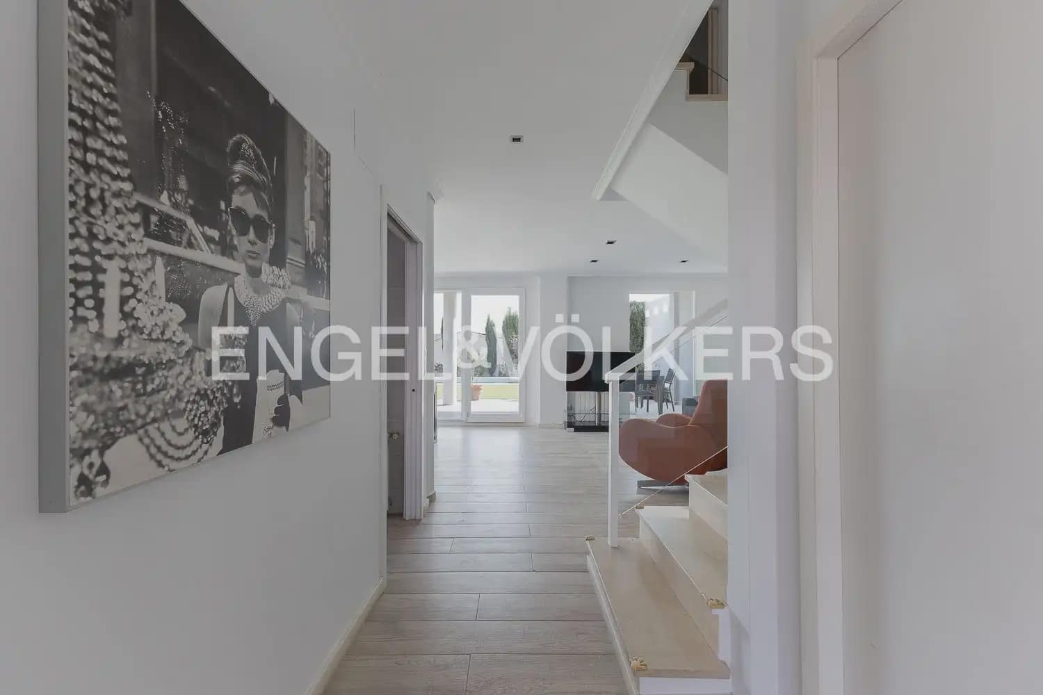 3 soveværelse Villa til leje i Riba-roja de Turia med swimmingpool - € 4.000 (Ref: 9937282)
