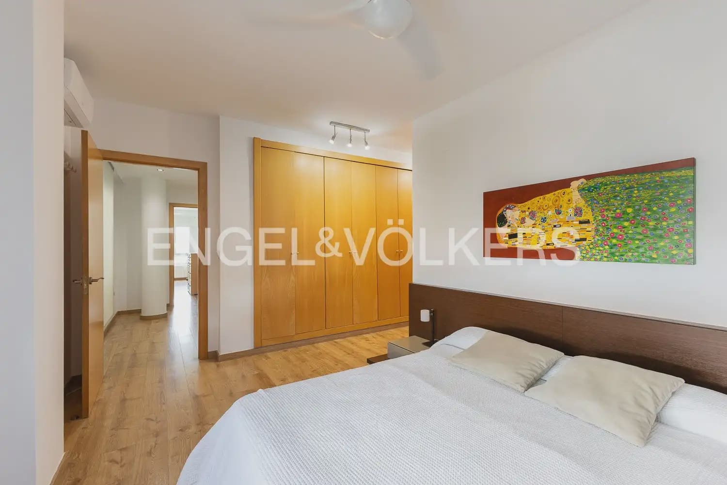 3 soveværelse Villa til leje i Riba-roja de Turia med swimmingpool - € 4.000 (Ref: 9937282)