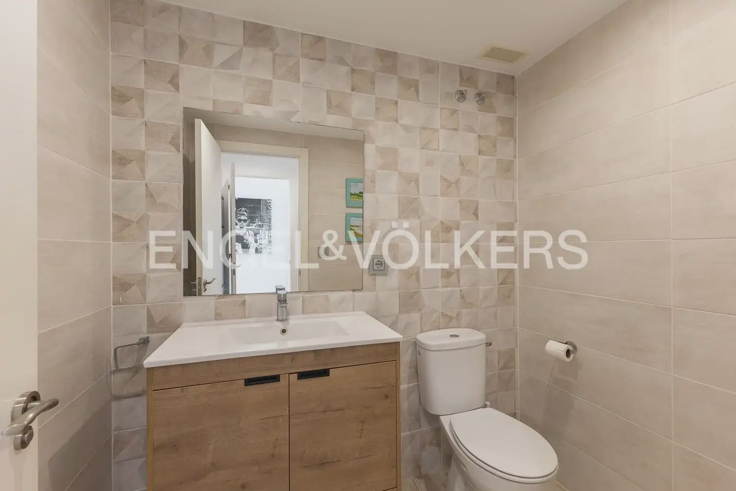 3 soveværelse Villa til leje i Riba-roja de Turia med swimmingpool - € 4.000 (Ref: 9937282)