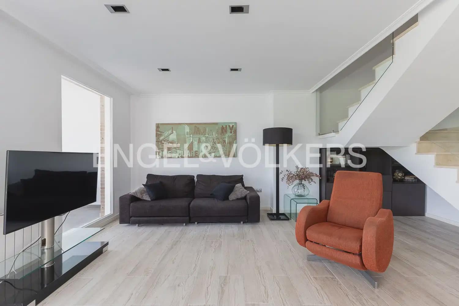 3 soveværelse Villa til leje i Riba-roja de Turia med swimmingpool - € 4.000 (Ref: 9937282)