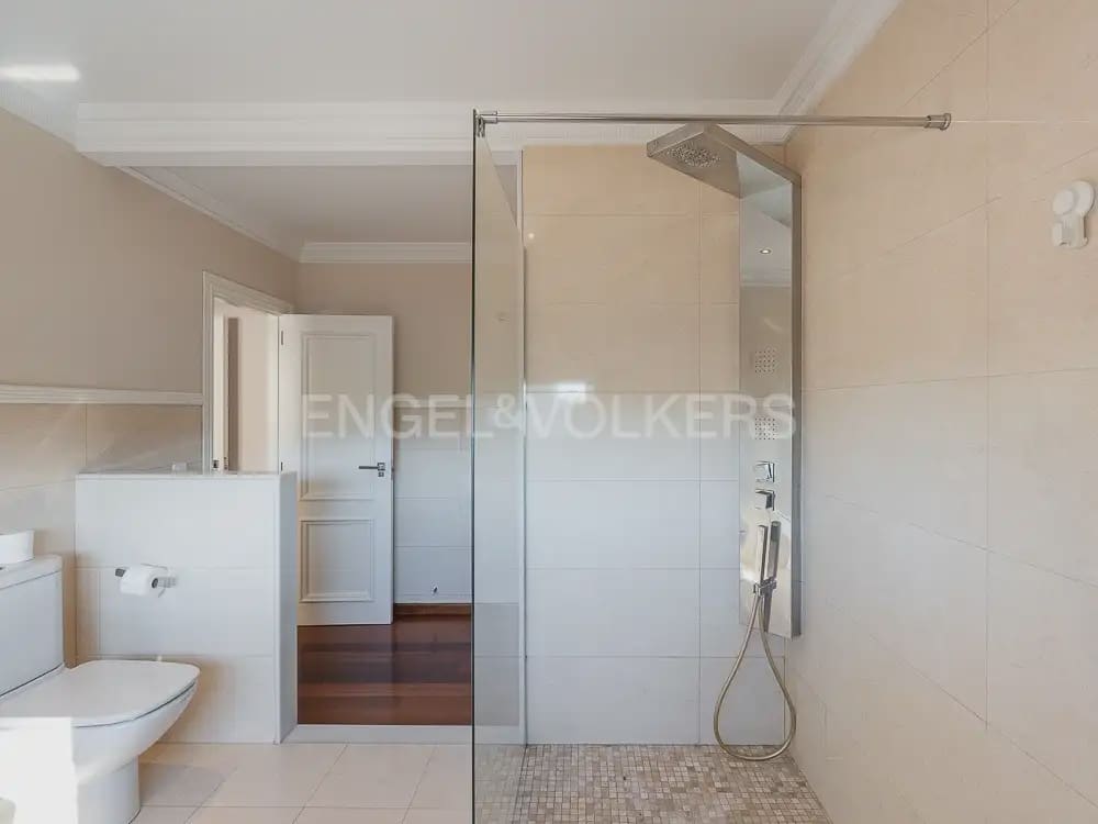 8 Zimmer Villa zu vermieten in Betera mit Pool Garage - 5.500 € (Ref: 9937283)