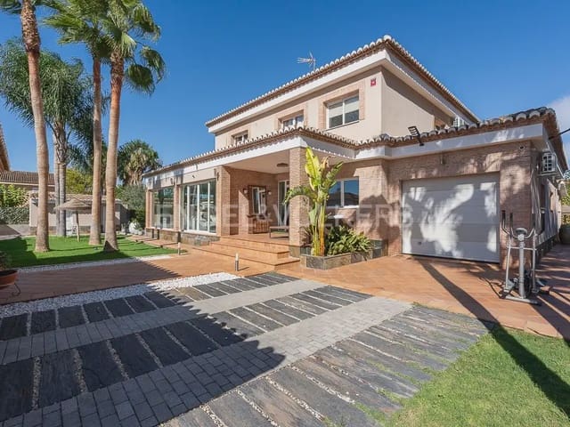 8 Zimmer Villa zu vermieten in Bétera mit Pool Garage - 5.500 € (Ref: 9937283)