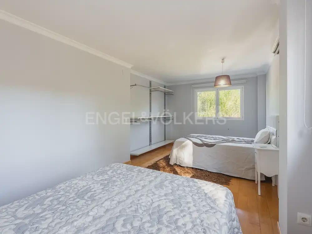 8 Zimmer Villa zu vermieten in Betera mit Pool Garage - 5.500 € (Ref: 9937283)