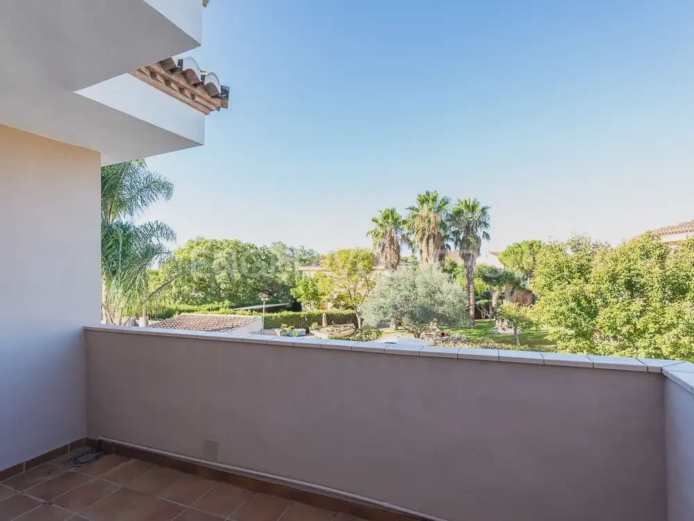 8 Zimmer Villa zu vermieten in Betera mit Pool Garage - 5.500 € (Ref: 9937283)