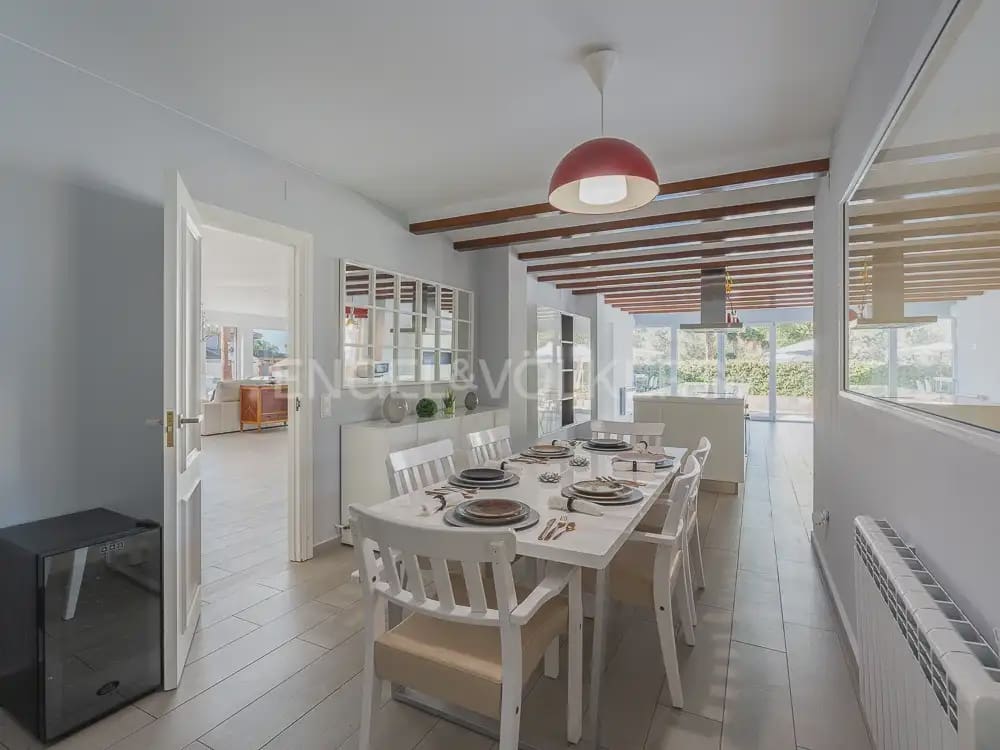 8 Zimmer Villa zu vermieten in Betera mit Pool Garage - 5.500 € (Ref: 9937283)
