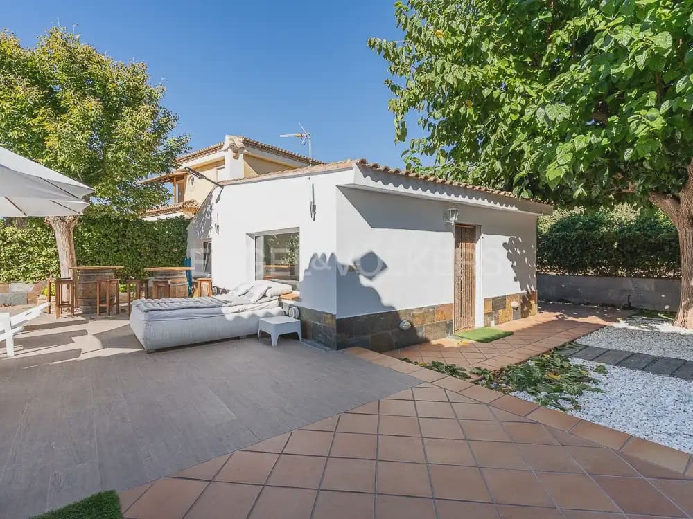 8 Zimmer Villa zu vermieten in Betera mit Pool Garage - 5.500 € (Ref: 9937283)