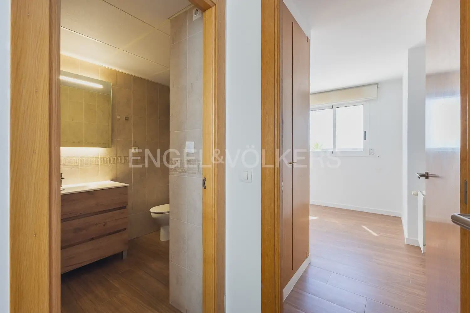 3 bedroom Penthouse for rent in Valencia city with garage - € 2,800 (Ref: 9937284)