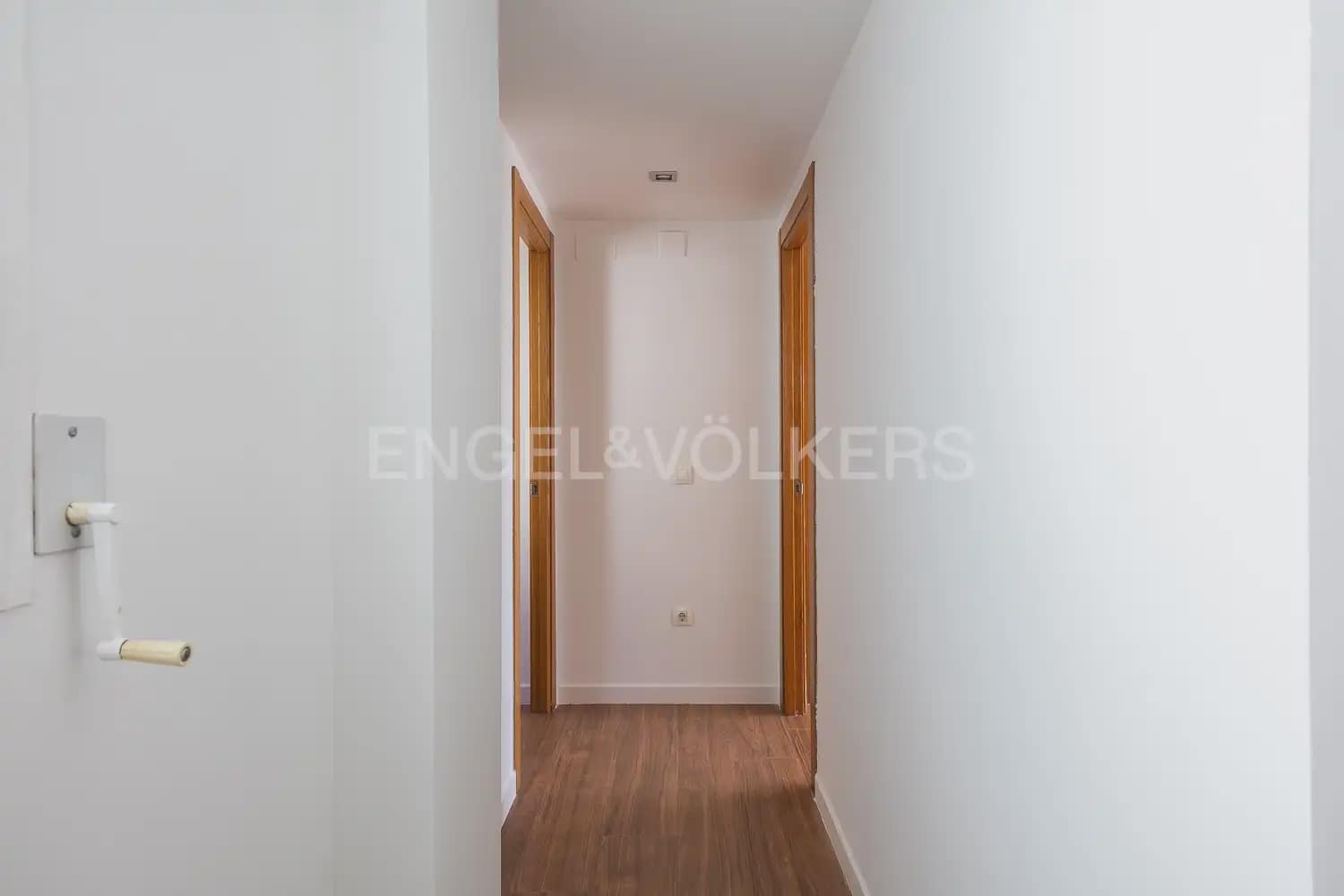3 bedroom Penthouse for rent in Valencia city with garage - € 2,800 (Ref: 9937284)