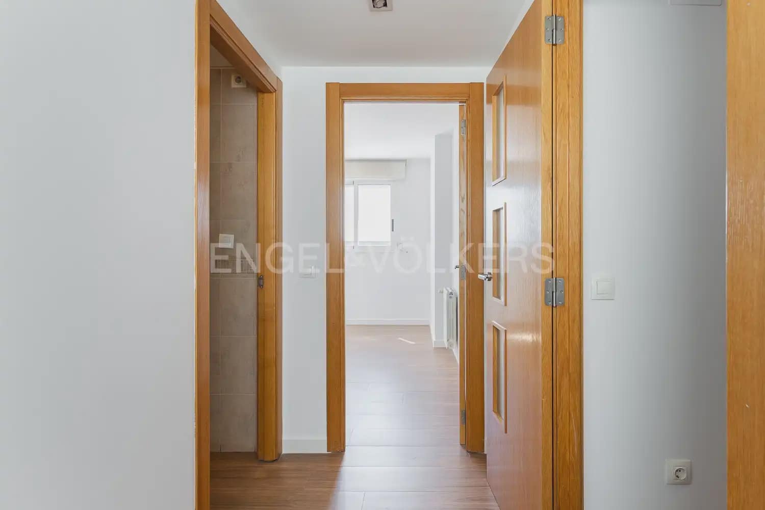 3 bedroom Penthouse for rent in Valencia city with garage - € 2,800 (Ref: 9937284)