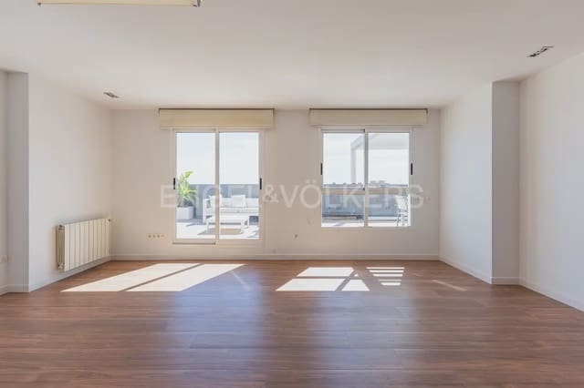 3 bedroom Penthouse for rent in En Corts, Valencia city with garage - € 2,800 (Ref: 9937284)